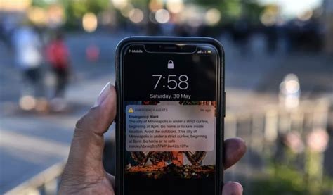 How to view old emergency alerts on iPhone